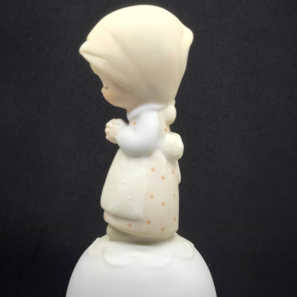 1980 Precious moments - Prayer Changes Things Bell-E-210 - Picture 3 of 5